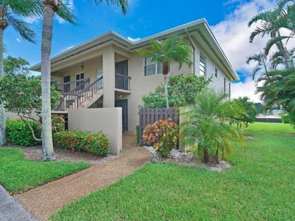 5590 Via Delray , Unit B, Delray Beach, FL 33484