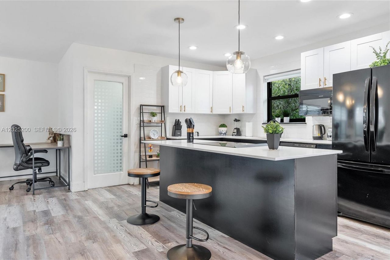 Please Call For Address, Unit 1300, North Miami Beach, FL 33162 Photo