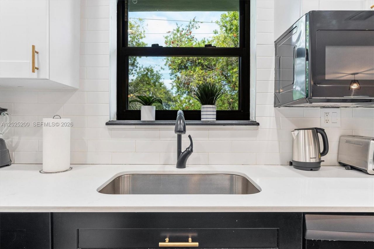 Please Call For Address, Unit 1300, North Miami Beach, FL 33162 Photo