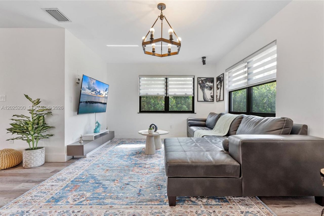Please Call For Address, Unit 1300, North Miami Beach, FL 33162 Photo