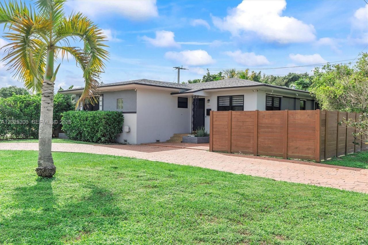 Please Call For Address, Unit 1300, North Miami Beach, FL 33162 Photo