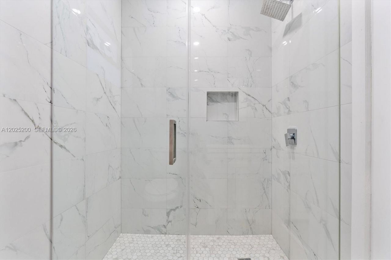 Please Call For Address, Unit 1300, North Miami Beach, FL 33162 Photo