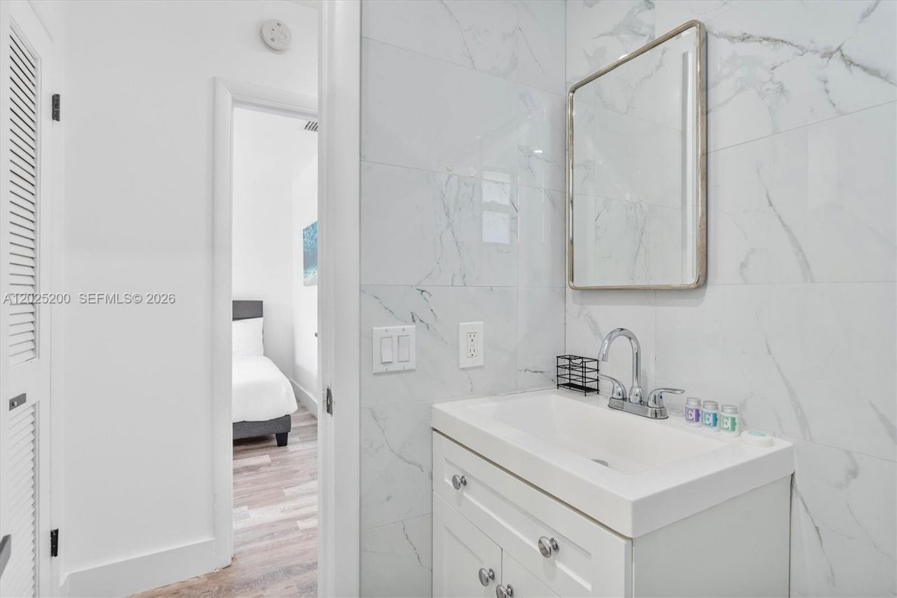 Please Call For Address, Unit 1300, North Miami Beach, FL 33162 Photo