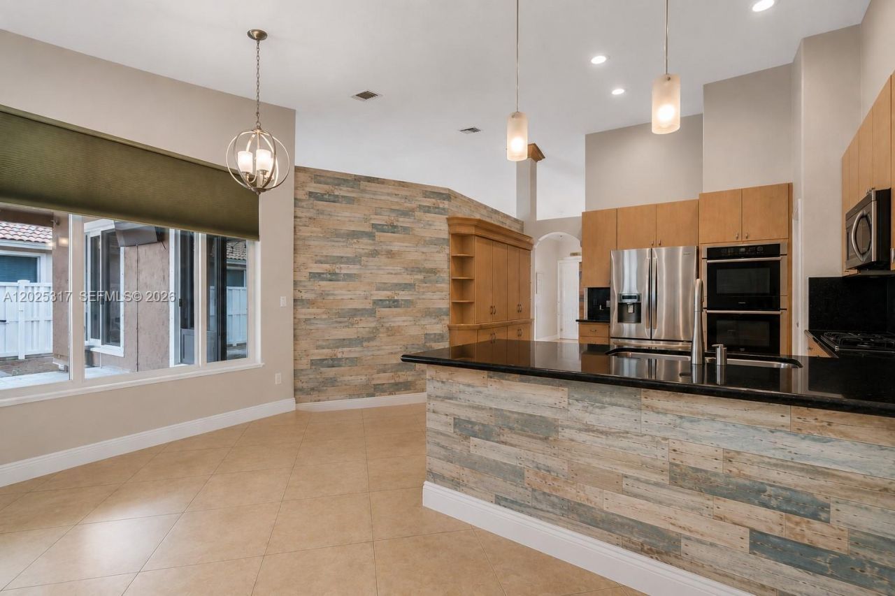 13404 NW 13th St, Pembroke Pines, FL 33028 Photo