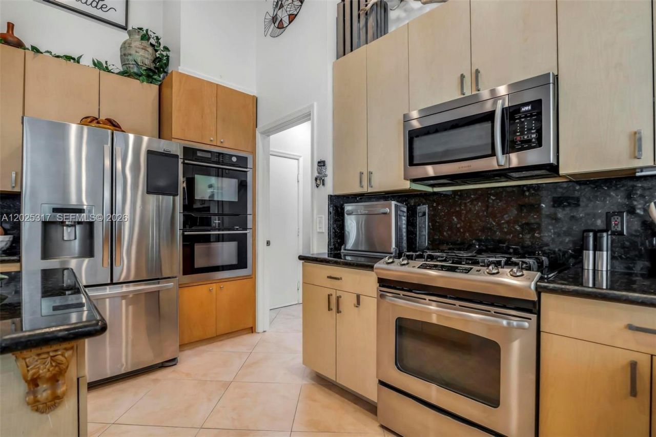 13404 NW 13th St, Pembroke Pines, FL 33028 Photo