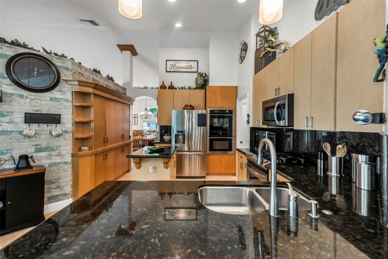 13404 NW 13th St, Pembroke Pines, FL 33028 Photo