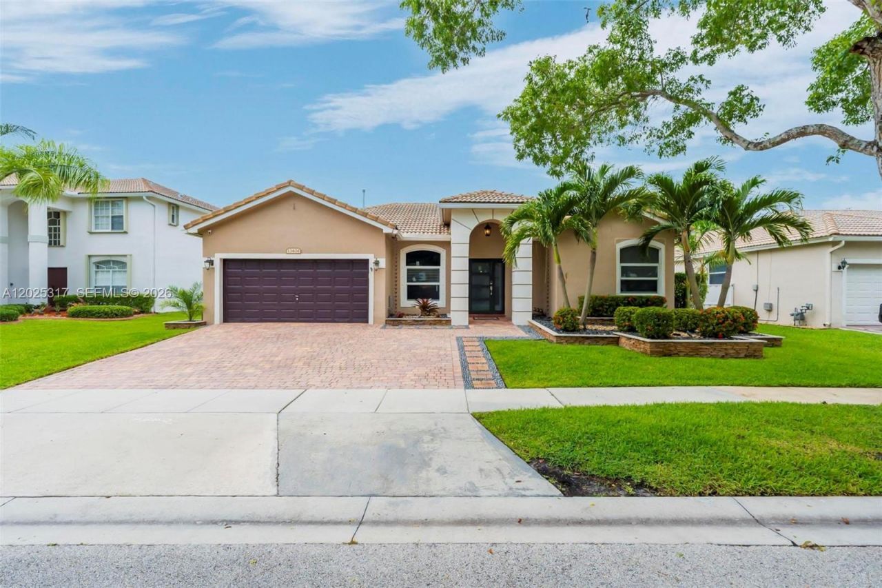 13404 NW 13th St, Pembroke Pines, FL 33028 Photo