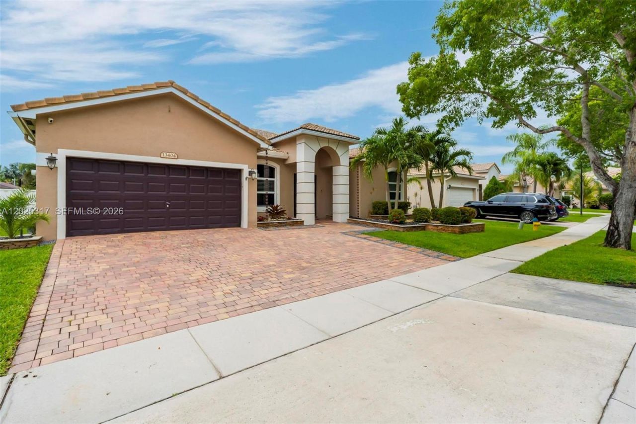 13404 NW 13th St, Pembroke Pines, FL 33028 Photo