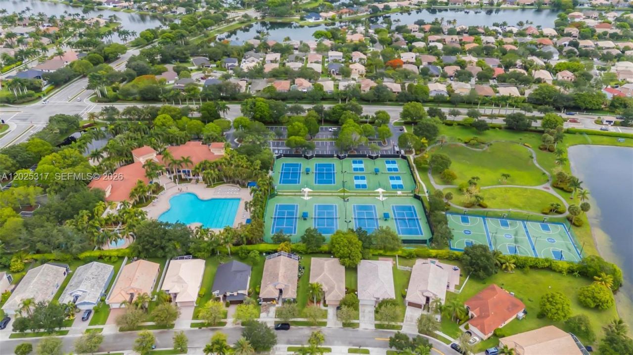 13404 NW 13th St, Pembroke Pines, FL 33028 Photo