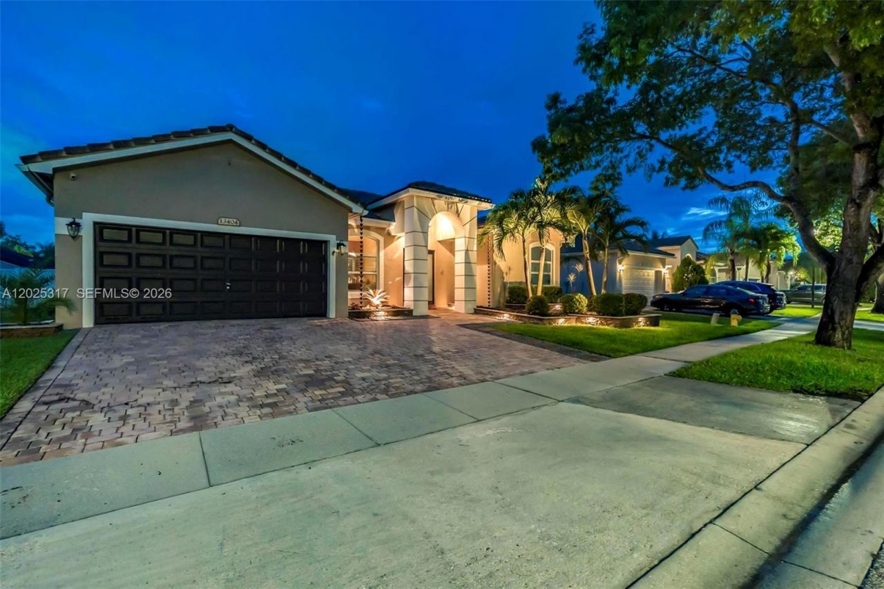 13404 NW 13th St, Pembroke Pines, FL 33028 Photo