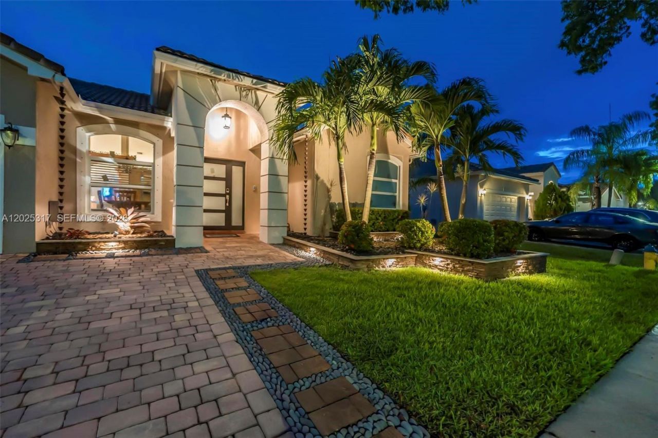 13404 NW 13th St, Pembroke Pines, FL 33028 Photo