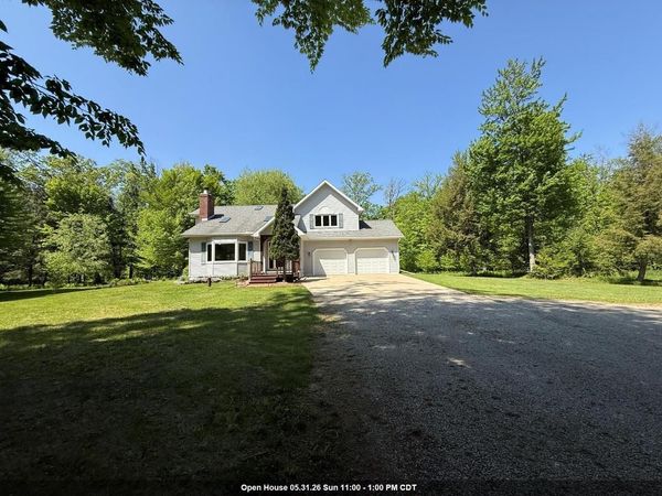 3532 WILDERNESS TRAIL, Suamico, WI 54313
