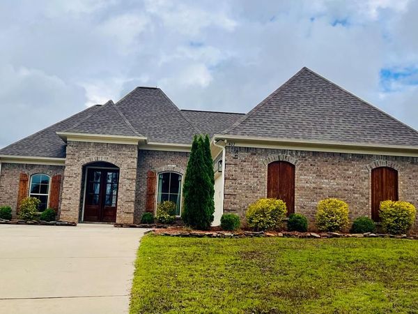 407 Taylor Ridge Lane, Taylor, MS 38673