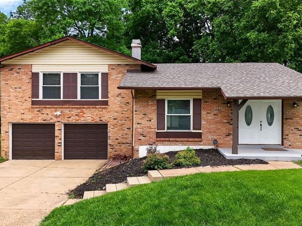 4145 Elkhart Lake Road, St Charles, MO 63304