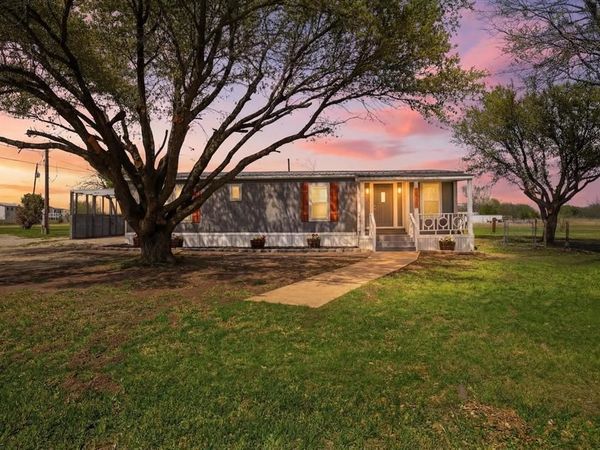 3240 Happy Meadows Drive, Alvarado, TX 76009