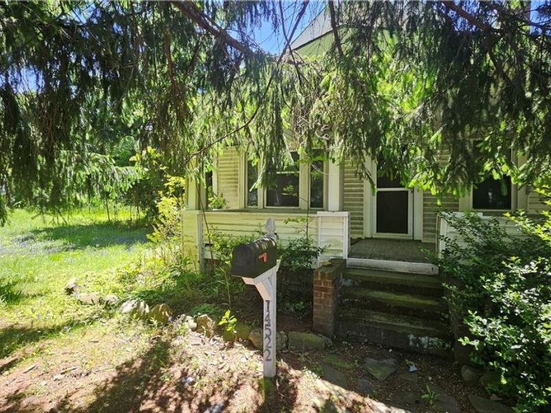 14522 Granger Road, Maple Heights, OH 44137 Photo 2