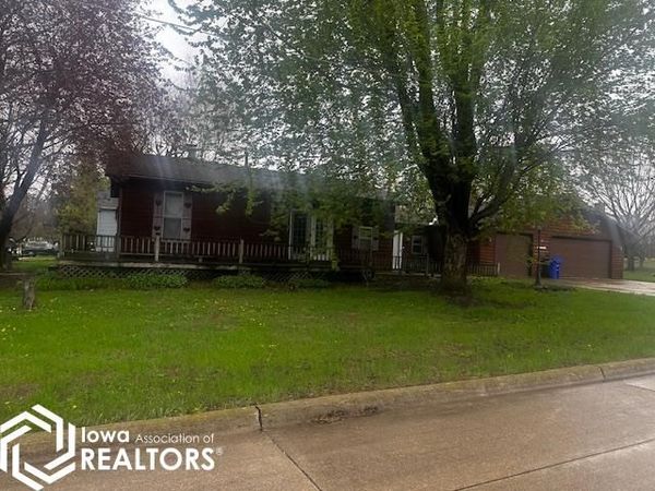 540 NE 2nd Street NE, Britt, IA 50423