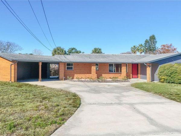 1503 CANAL COURT , TAVARES, FL 32778