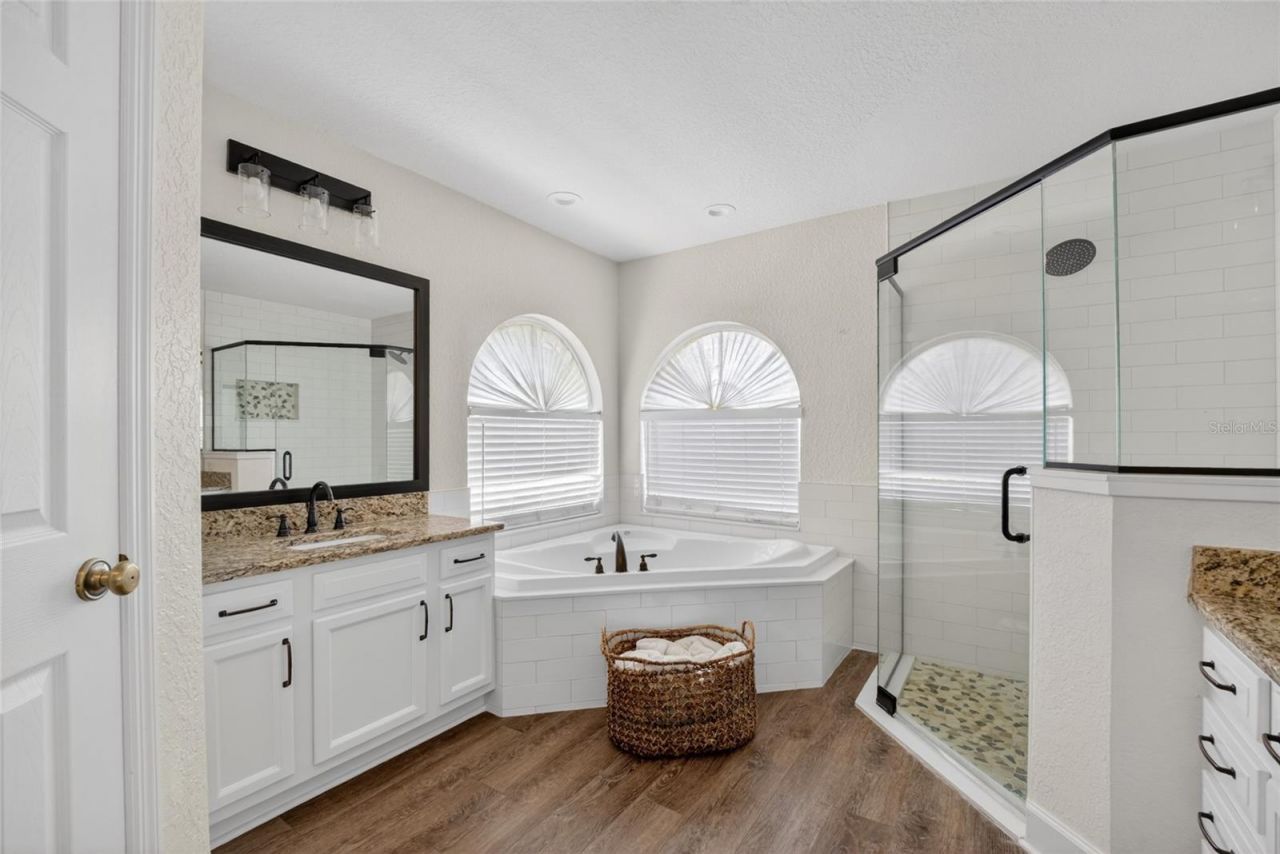 3903 SE 38th Loop, Ocala, FL 34480 Photo