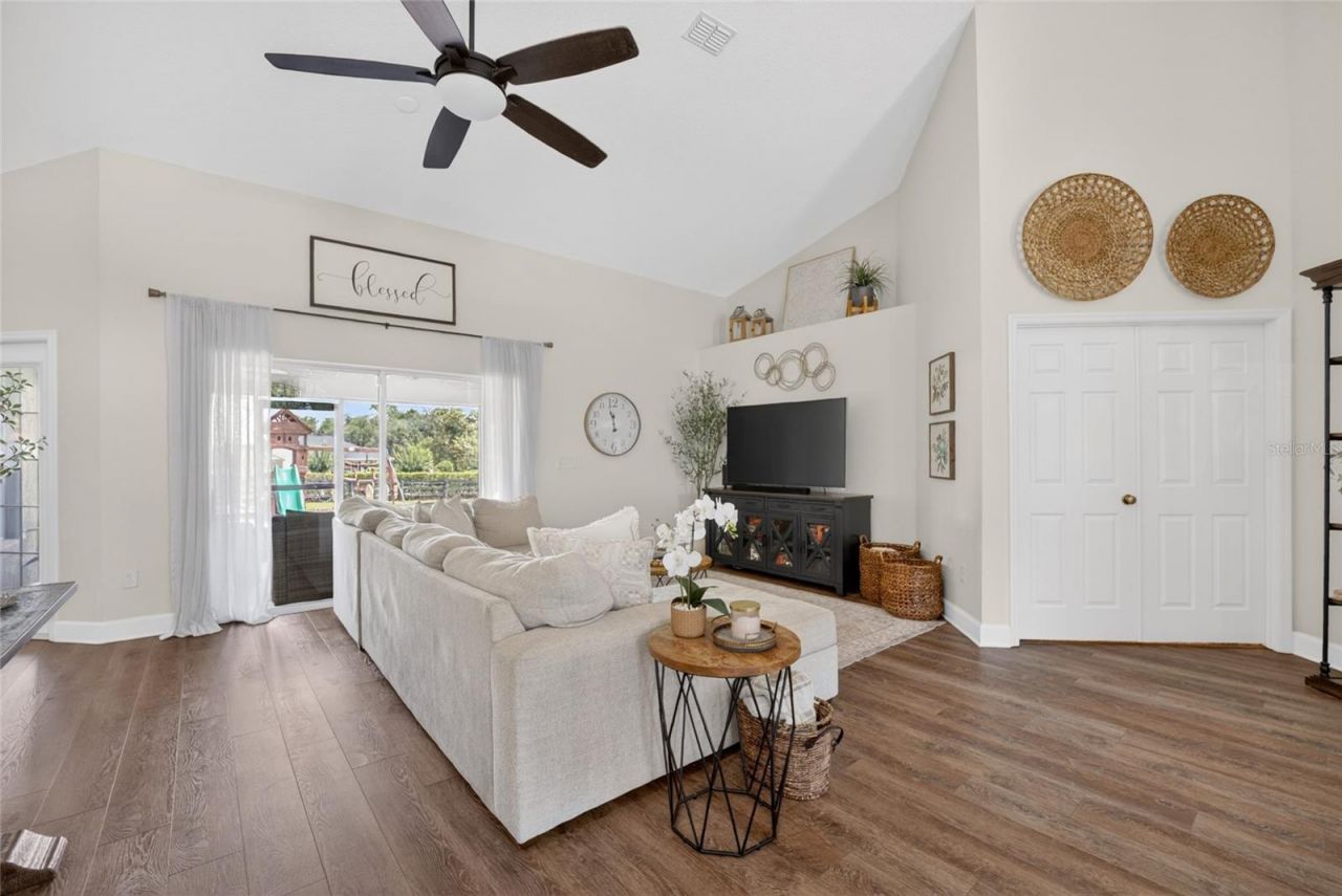 3903 SE 38th Loop, Ocala, FL 34480 Photo
