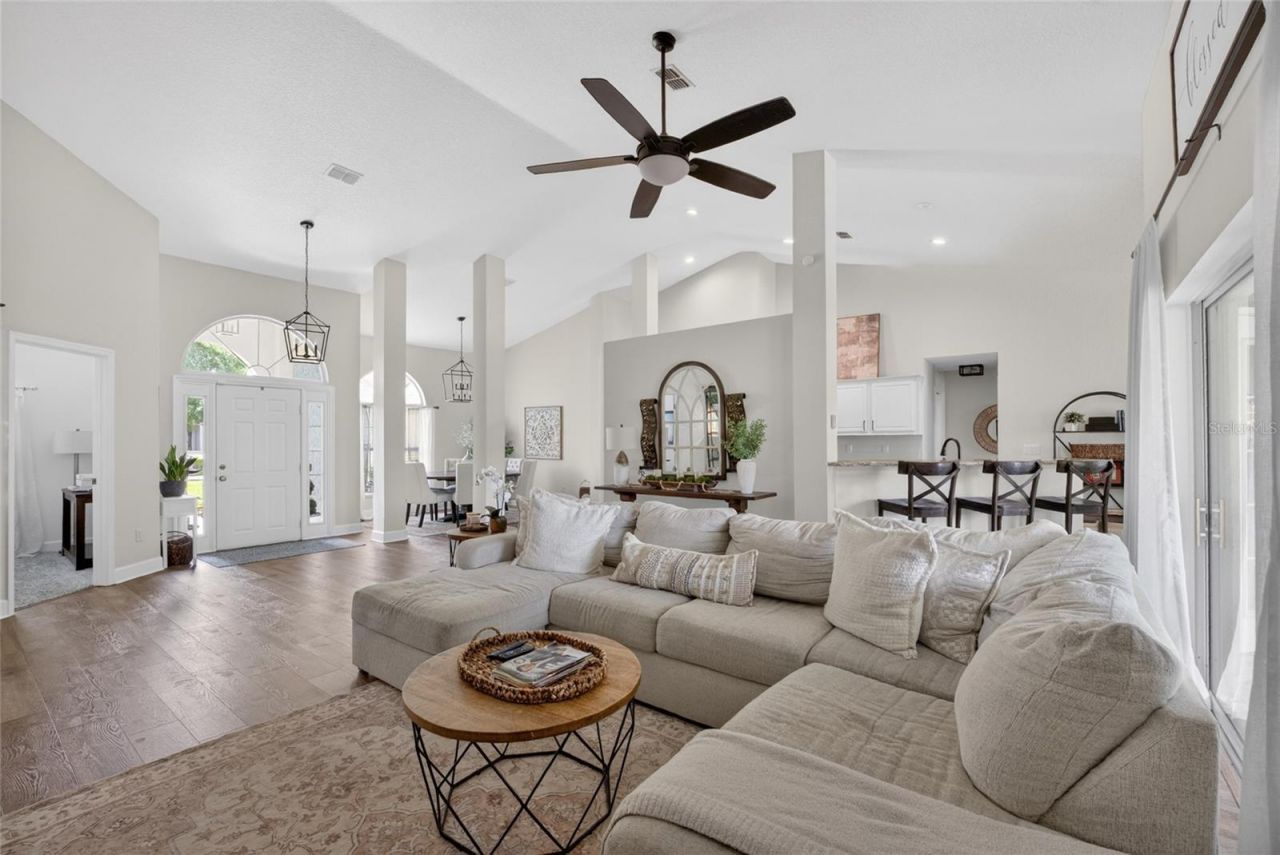 3903 SE 38th Loop, Ocala, FL 34480 Photo