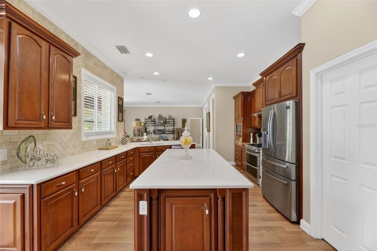 2713 Park Meadow Drive, Valrico, FL 33594 Photo