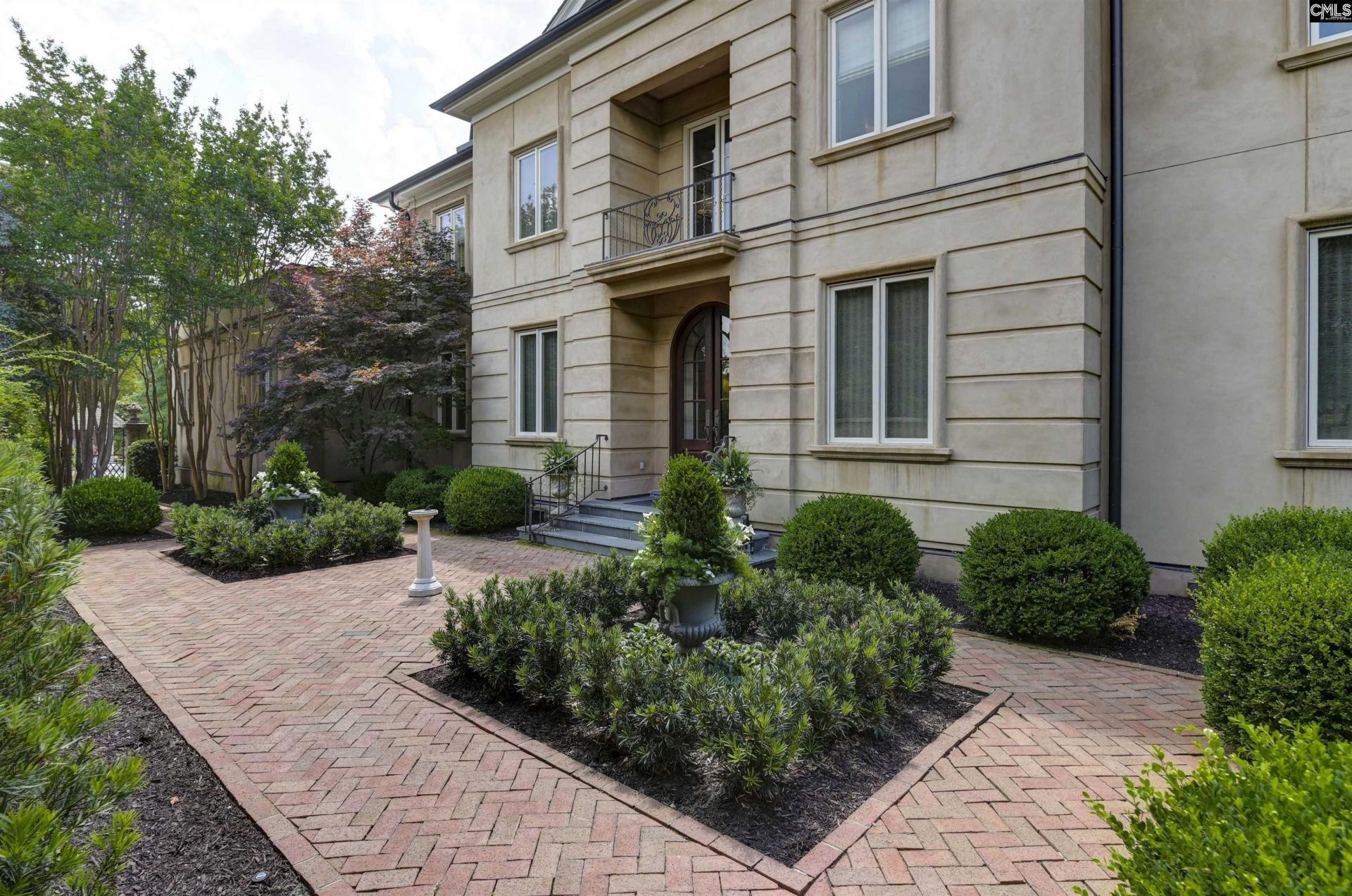 3616 Cassina Circle  Photo 4