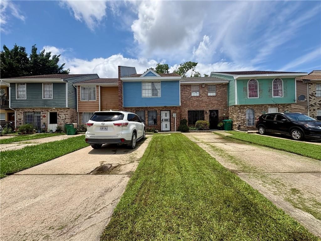 1554 LONDON CROSS Road , Harvey, LA 70058