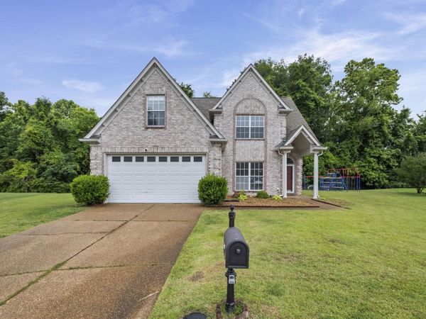 467 DIRKS CAIRN CV, Memphis, TN 38018