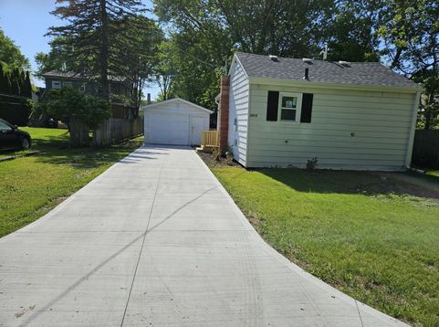 Main Photo