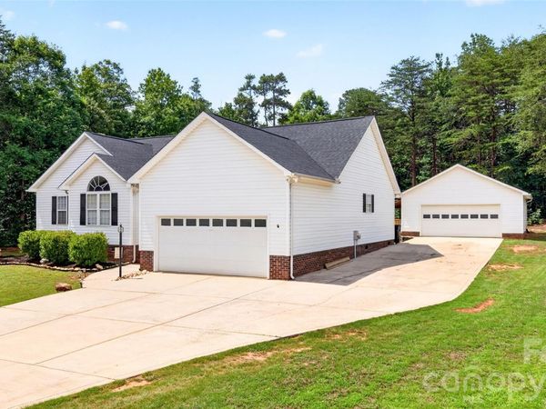 4583 Shawnee Court, Maiden, NC 28650
