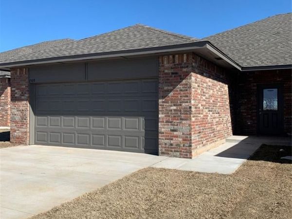 1321 Wade Street, Newcastle, OK 73065
