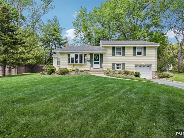 108 Kohring Circle, HARRINGTON PARK, NJ 07640