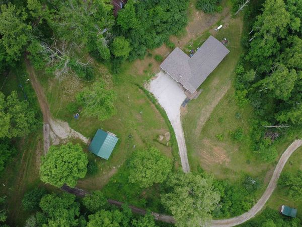 170 Mathews Mountain, Milton, WV 25541