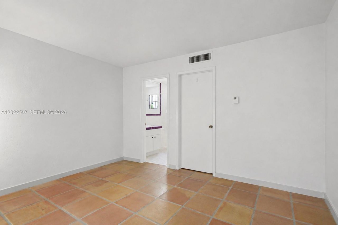 10901 N Kendall Dr , Unit 214, Miami, FL 33176 Photo