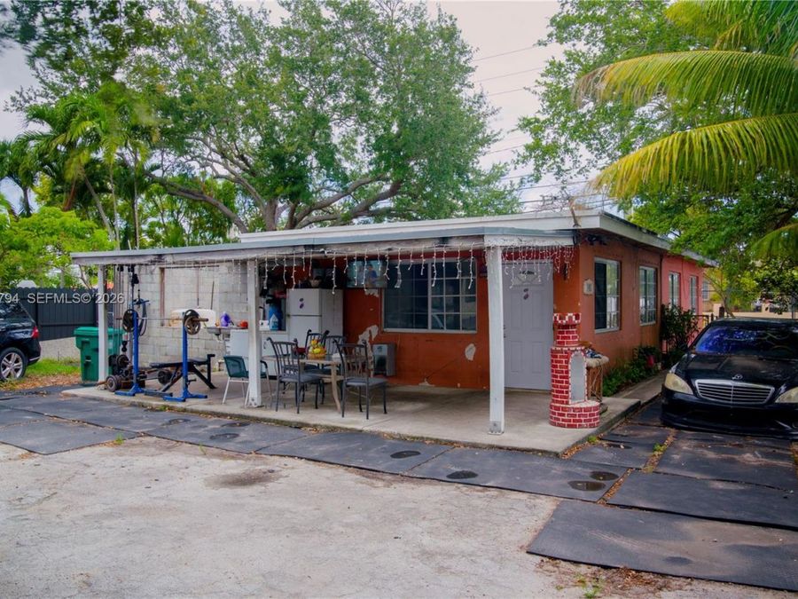 Property Image 4