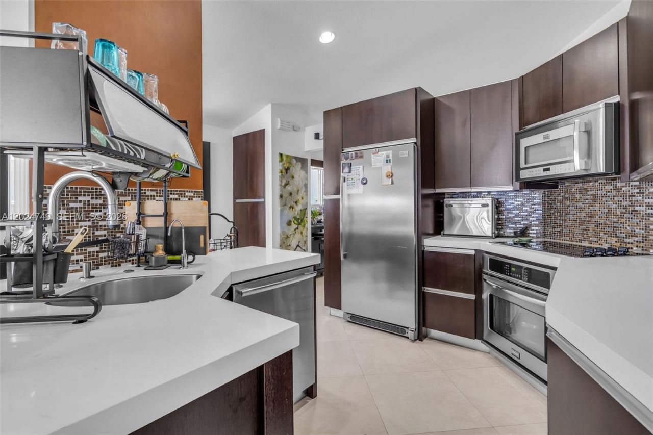 632 Carrington Ln, Weston, FL 33326 Photo