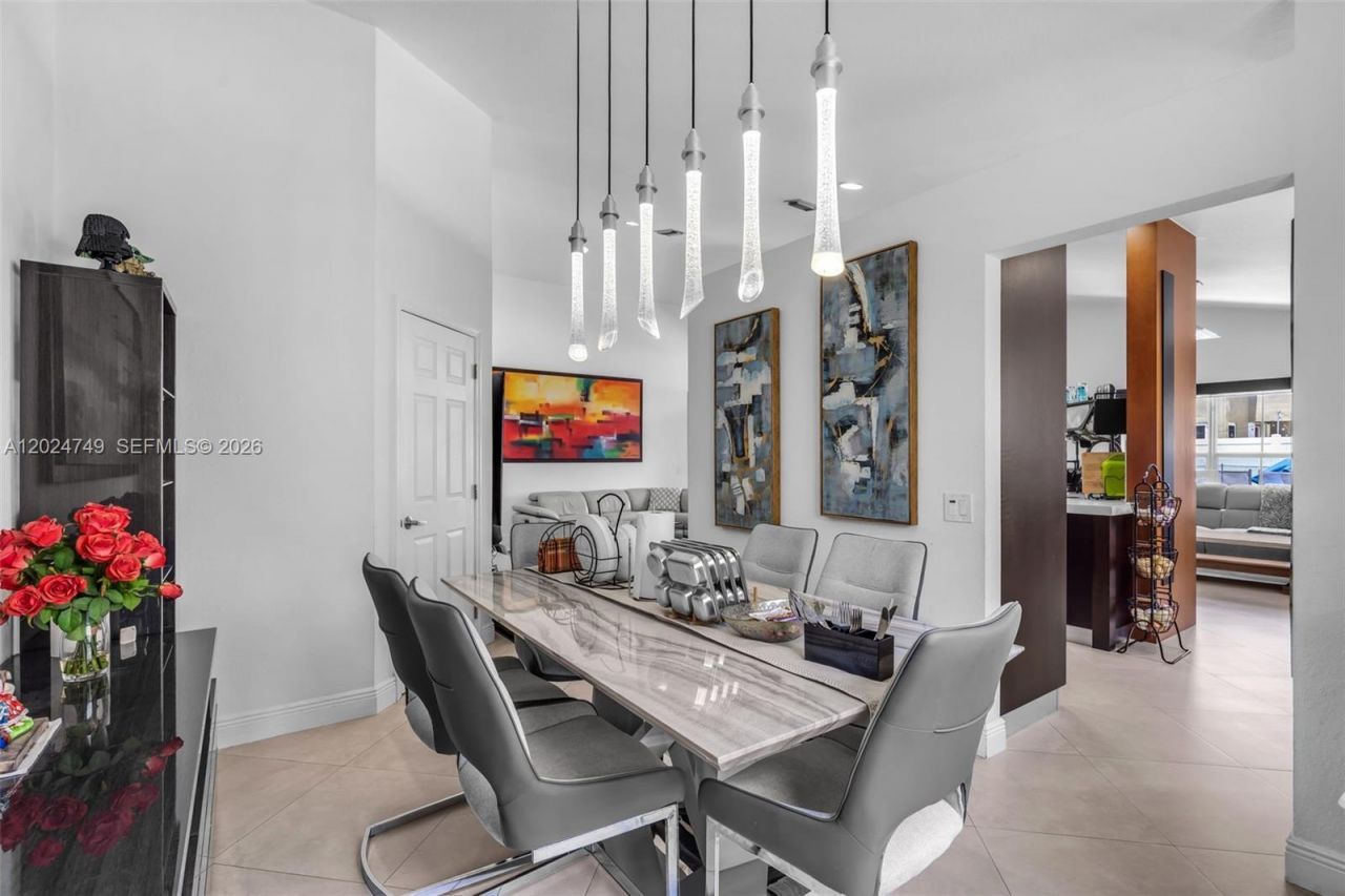 632 Carrington Ln, Weston, FL 33326 Photo