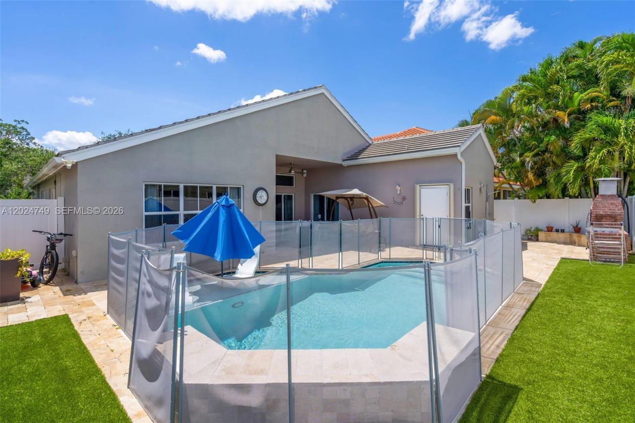 632 Carrington Ln, Weston, FL 33326 Photo