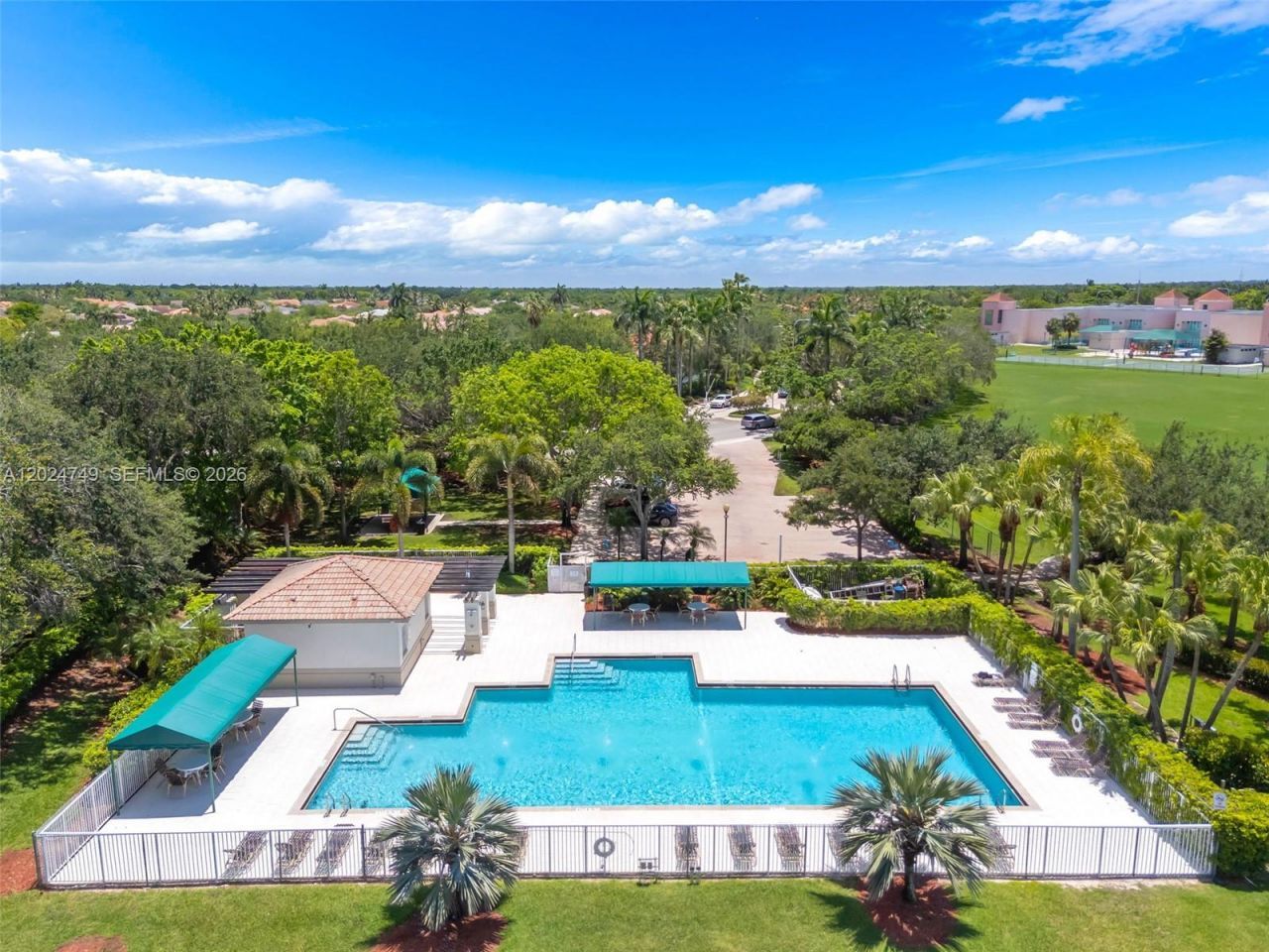 632 Carrington Ln, Weston, FL 33326 Photo