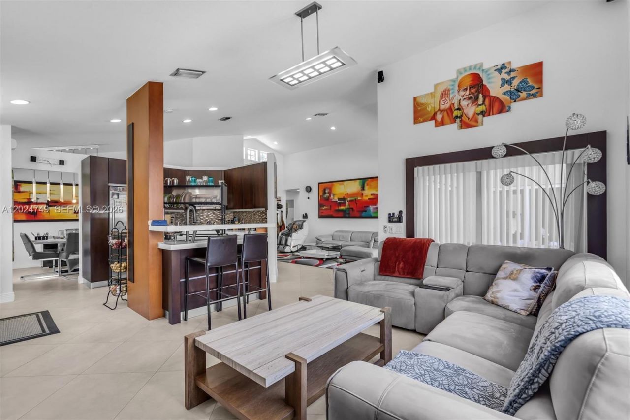 632 Carrington Ln, Weston, FL 33326 Photo