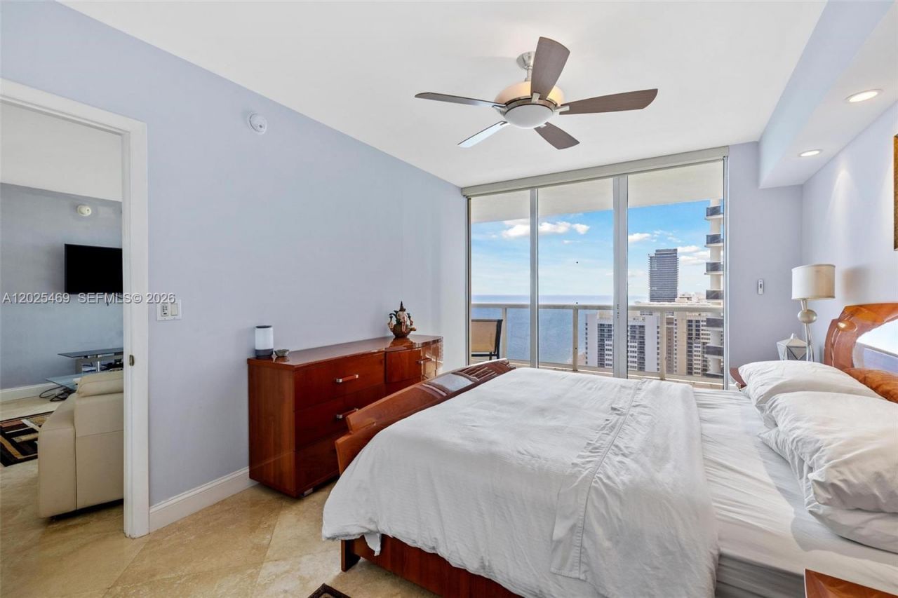 1830 S Ocean Dr , Unit 2804, Hallandale Beach, FL 33009 Photo