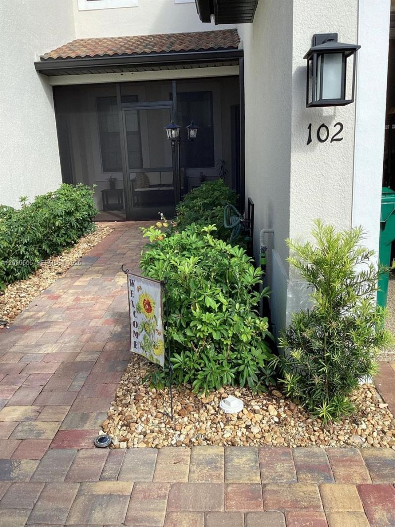 5710 Mayflower Way, Unit 102, Immokalee, FL 34142 Photo