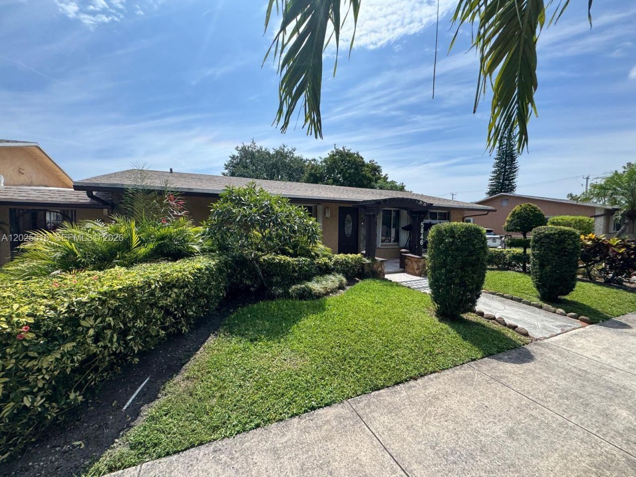 5844-5846 Pierce St , Hollywood, FL 33021 Photo
