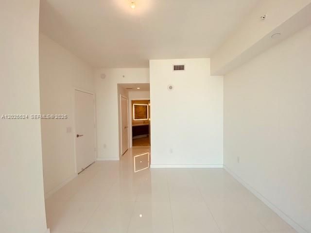 851 NE 1st Ave , Unit 1808, Miami, FL 33132 Photo