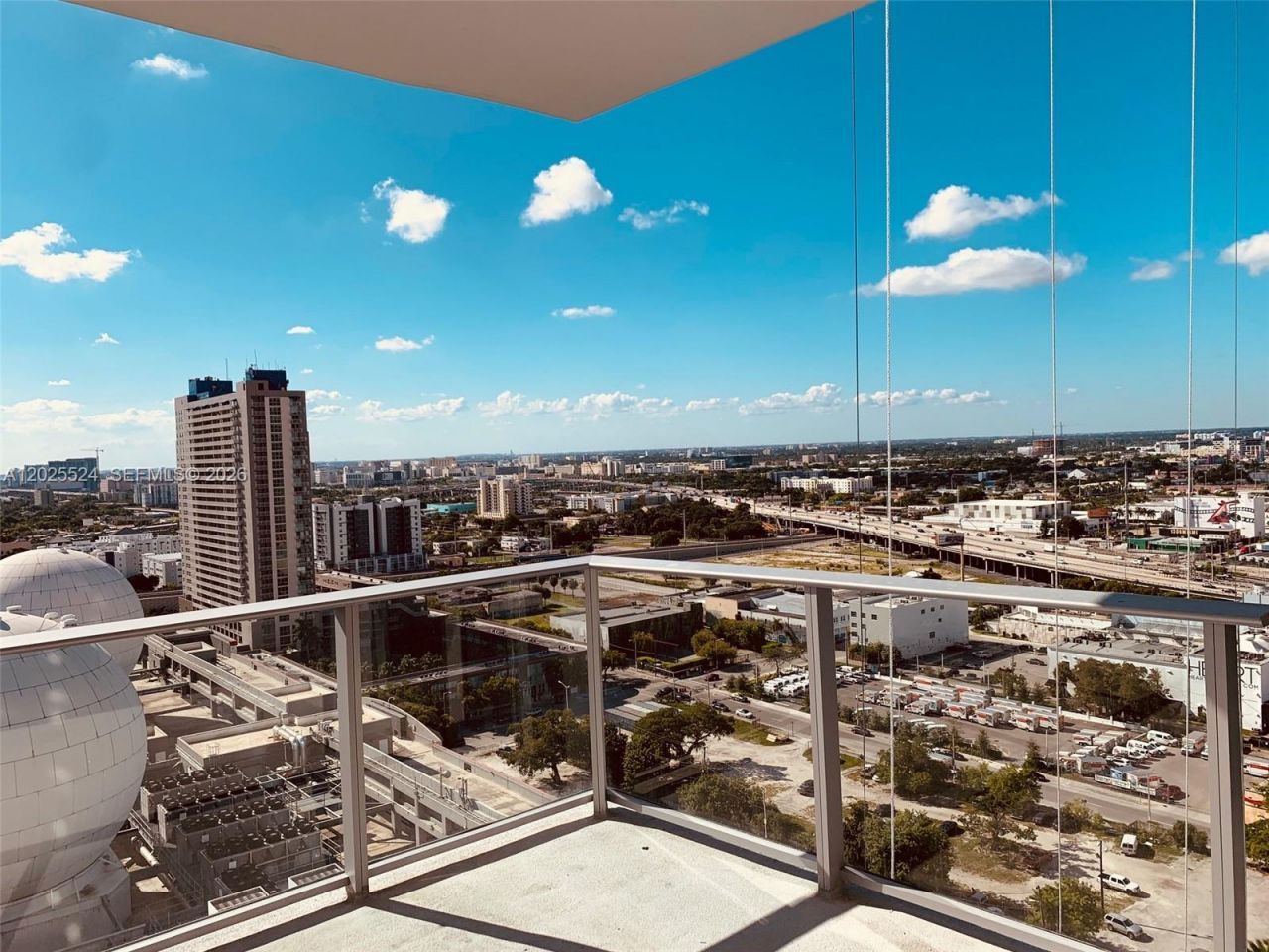 851 NE 1st Ave , Unit 1808, Miami, FL 33132 Photo