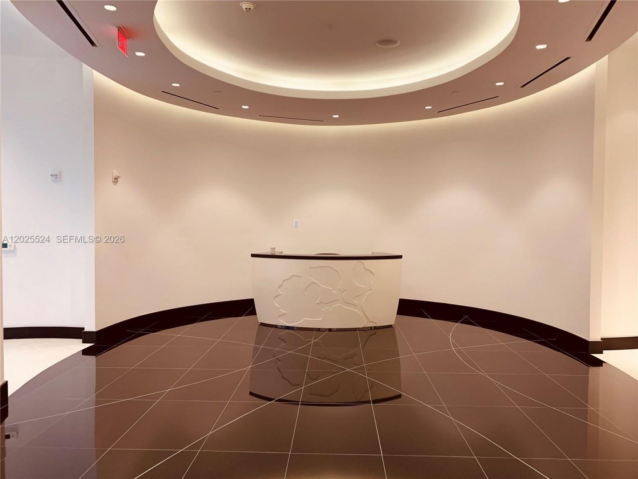 851 NE 1st Ave , Unit 1808, Miami, FL 33132 Photo
