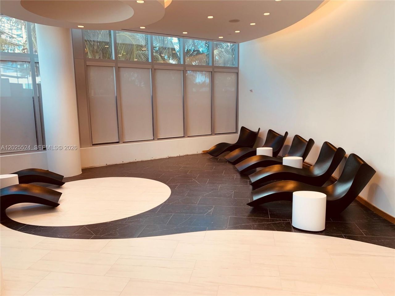 851 NE 1st Ave , Unit 1808, Miami, FL 33132 Photo