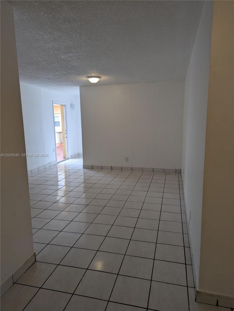 1830 Sheridan St, Unit 101, Hollywood, FL 33020 Photo