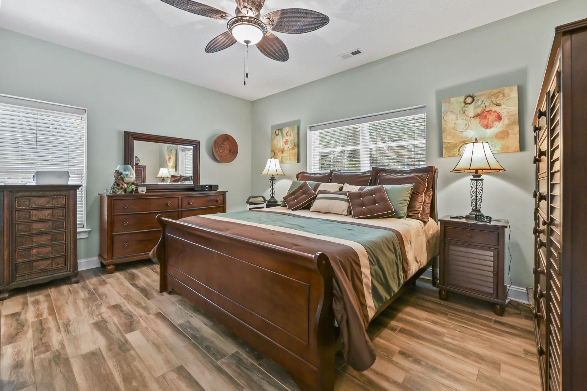 1504 Saint Thomas Circle  Photo 17
